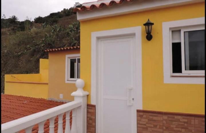 منزل الضيف فاليهيرموسو  في Casa Roja المظهر الخارجي الصورة